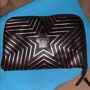 Victoria’s Secret weekend bag
